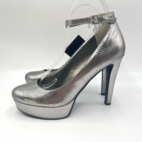 Guess Women's Silver Faux Vegan Leather Snakeskin Print Platform Heels Pumps 8.5 - Picture 7 of 15